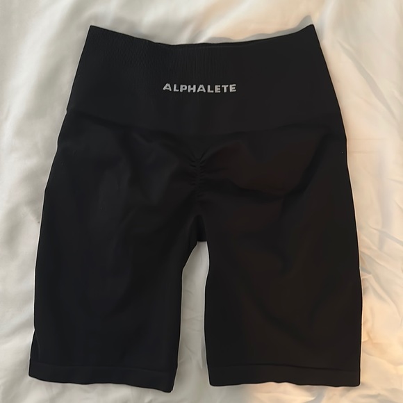 Alphalete amplify back bikers 7.5in - Picture 1 of 2